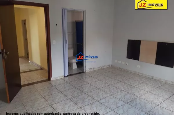 CASA TERREA EM Guaçu