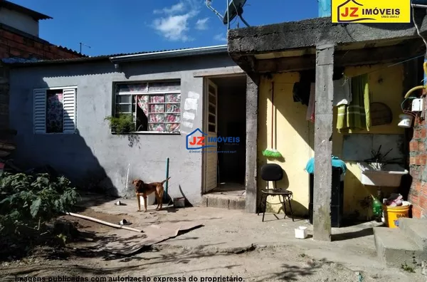 CASA TERREA EM VILA BARRETO