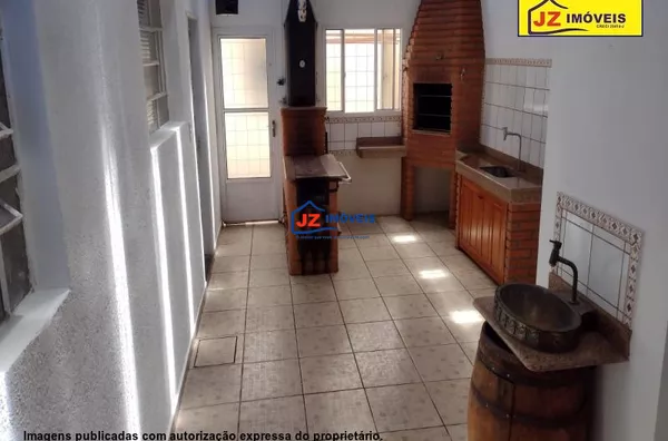 CASA TERREA EM Centro