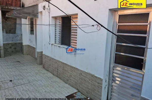 CASA TERREA EM VL NOVA SãO ROQUE