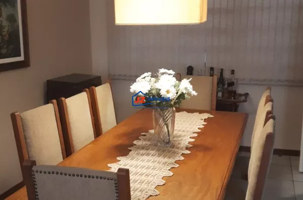 Casa para venda, 3 quarto(s),  Centro , São Roque