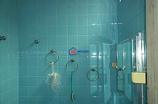 CASA TERREA EM Centro