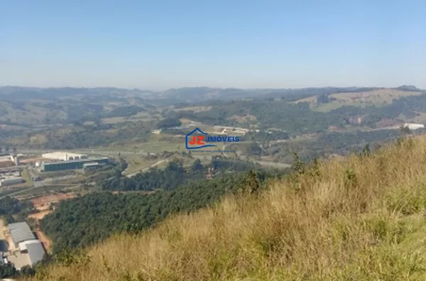 ÁREA INDUSTRIAL EM Distrito Industrial