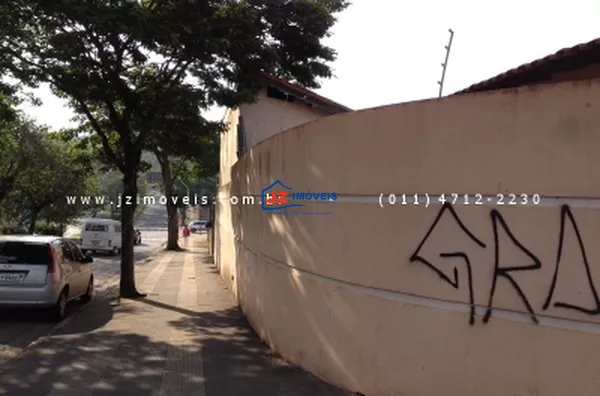 CASA TERREA EM Jardim Cruzeiro