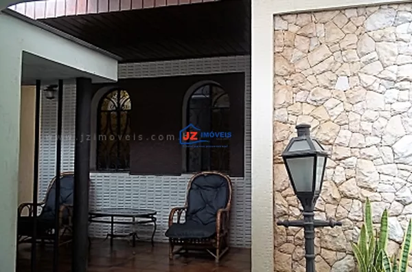 CASA TERREA EM Centro