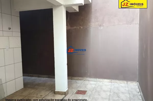 CASA TERREA EM TABOÃO