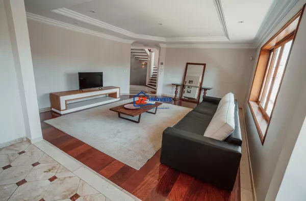 Casa para aluguel, 4 quarto(s),  Taboão, São Roque