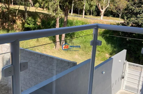 APARTAMENTO EM VILA AGUIAR