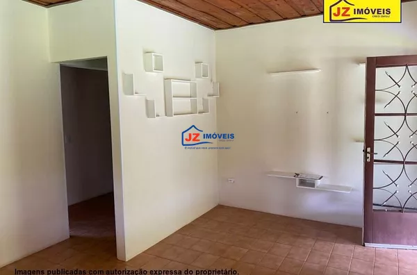 CASA TERREA EM VINHEDOS II