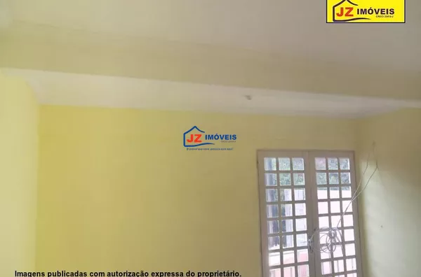 CASA TERREA EM Taboão