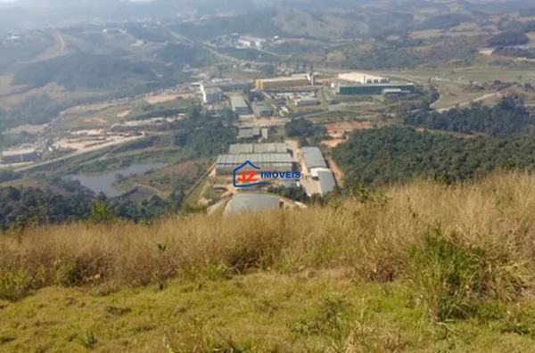 ÁREA INDUSTRIAL EM Distrito Industrial