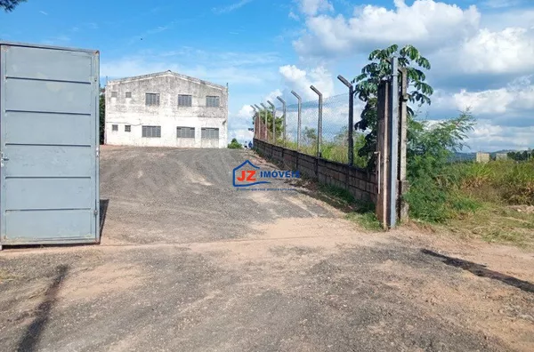 GALPAO EM Mombaça