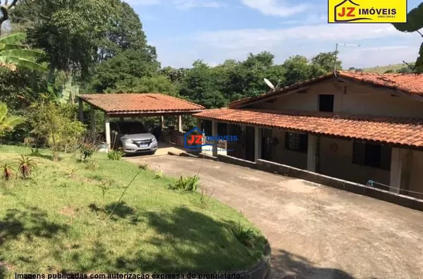 CHACARA EM JD. ROSÁRIO