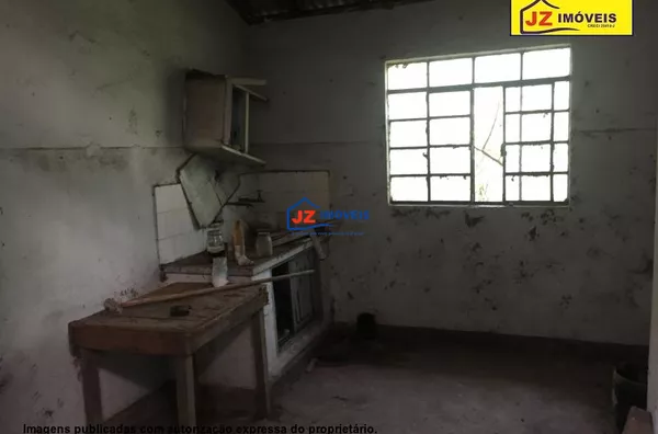 CASA TERREA EM Centro