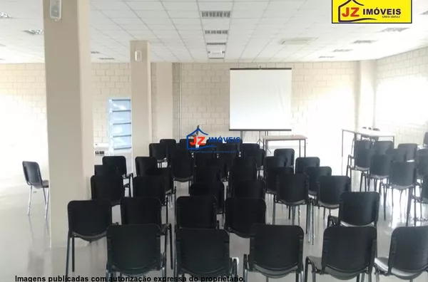 Galpões EM Rio Acima