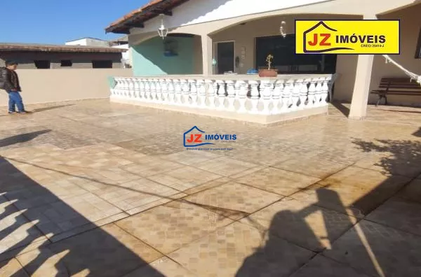 CASA TERREA EM Jardim Cruzeiro