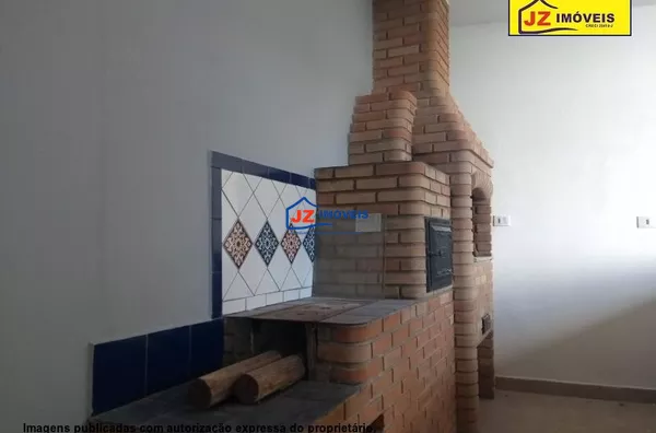 COMERCIAL EM PQ IX DE JULHO