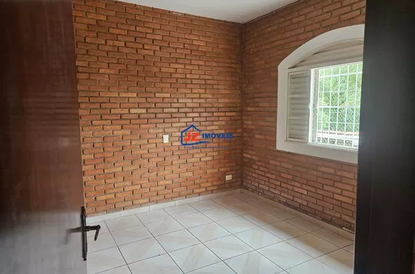 Sítio para aluguel, 4 quarto(s),  Jardim Guaçu, São Roque