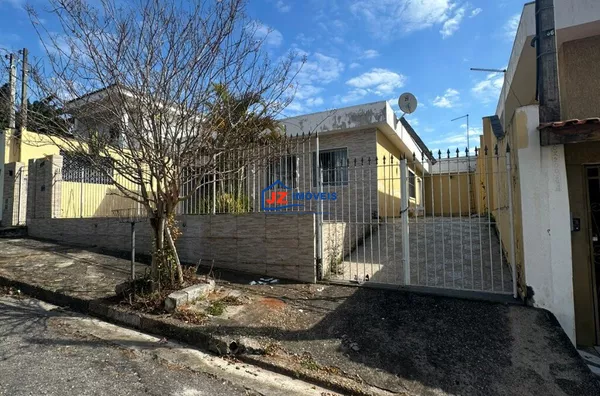 Casa para venda, 4 quarto(s),  Jardim Tanzi, São Roque