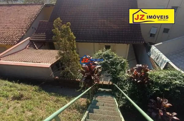 CASA TERREA EM JD MENY