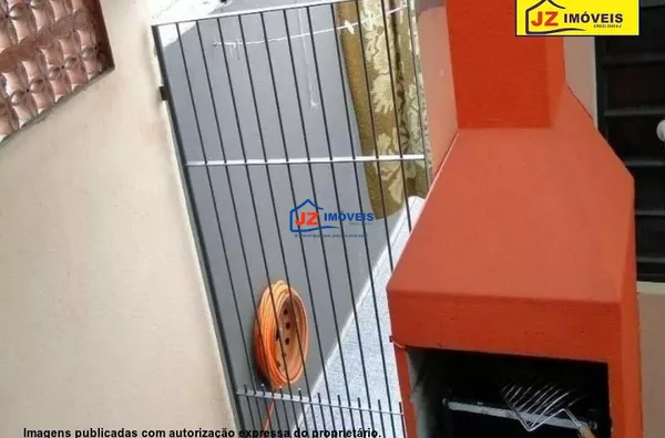 CASA TERREA EM JD ESTHER