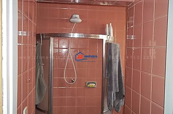 CASA TERREA EM Centro