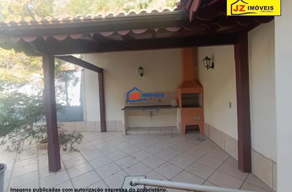 CASA TERREA EM JD MENY