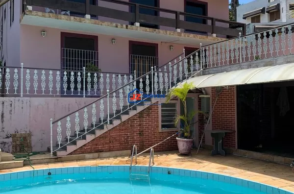 Sobrado para venda e aluguel, 6 quarto(s),  Jd Meny, São Roque