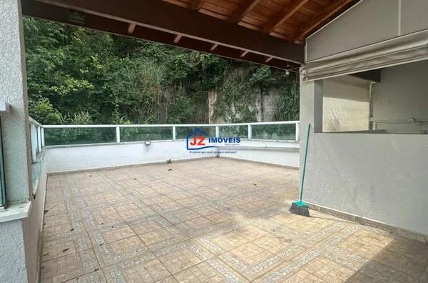 Apartamento duplex em Condomínio,  Jardim Meny, São Roque