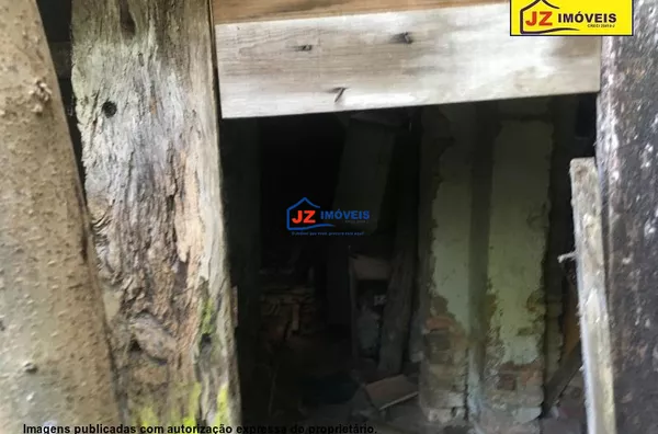 CASA TERREA EM Centro