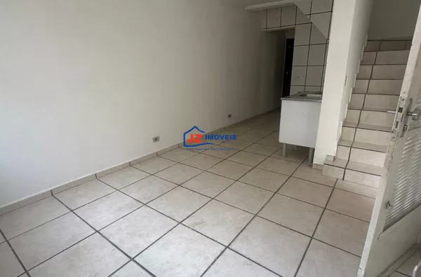 SOBRADO EM TABOÃO - 3 DORMITÓRIOS 