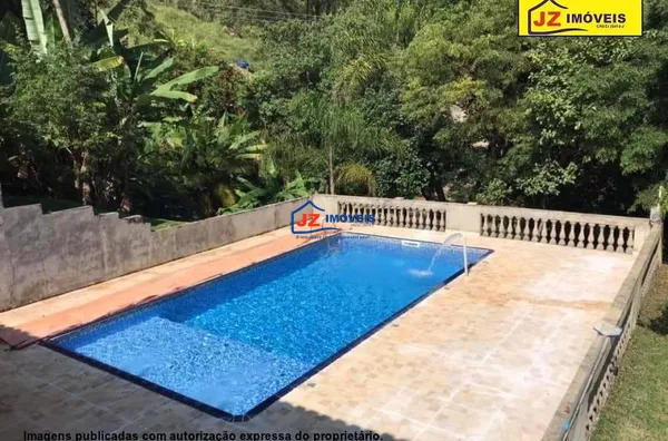 CHACARA EM JD. ROSÁRIO