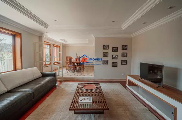 Casa para aluguel, 4 quarto(s),  Taboão, São Roque