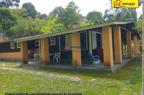 CHACARA EM Pinheirinho