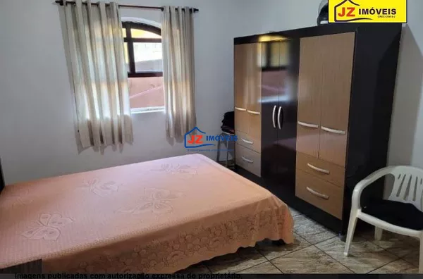 CASA TERREA EM Jd Cruzeiro