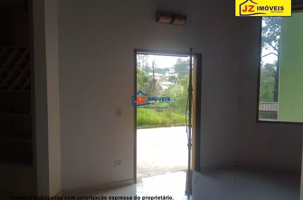 CASA TERREA EM ALTO DA SERRA