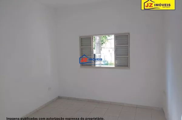 COMERCIAL EM PQ IX DE JULHO