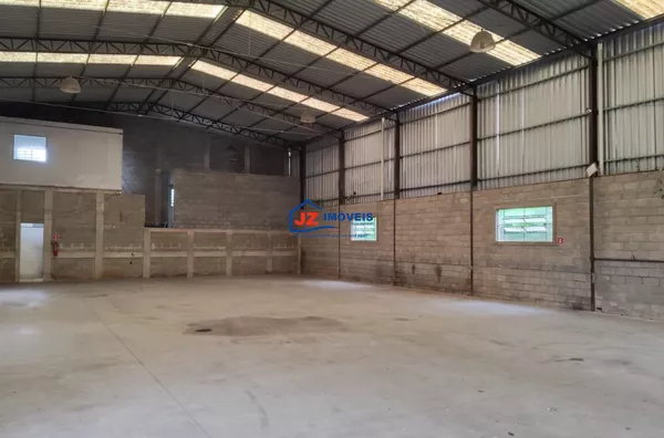 Galpões EM Marmeleiro