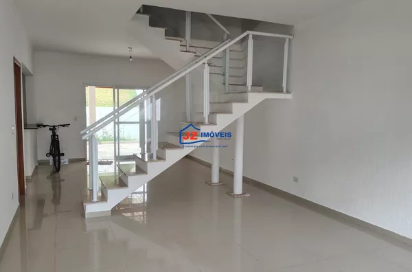 Casa assobradada ,venda em Condomínio , 3 quarto(s),  Vila Irene, São Roque