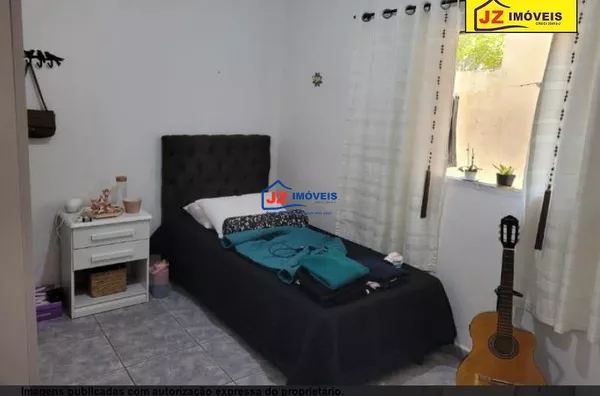 CASA TERREA EM Jd Cruzeiro