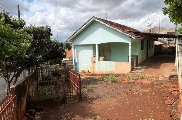 Casa para venda, 3 quarto(s),  Centro, Sao Pedro Do Ivai - Foto 2