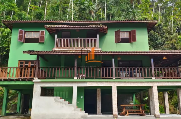 Sobrado com 3 dormitórios à venda por R$ 3.480.000,00 - Ubatuba - Ubatuba/SP