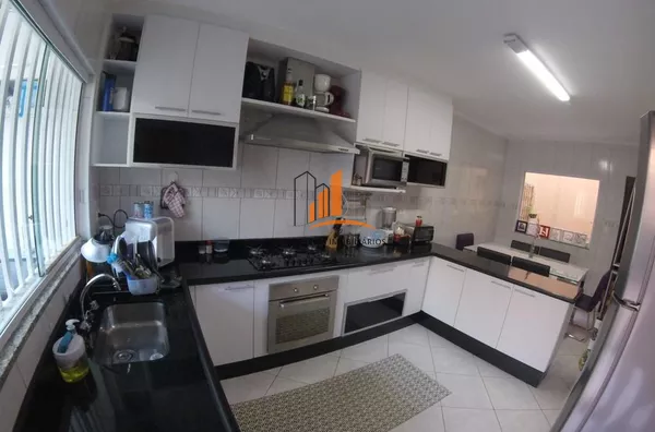 Sobrado com 3 dormitórios à venda, 110 m² por R$ 670.000 - Vila Guilhermina - São Paulo/SP