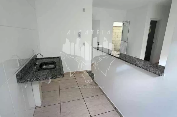 Apartamento térreo recém reformado com suíte e área privativa no Condomínio Belo Sul. - Foto 6