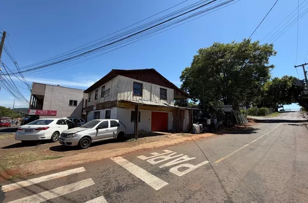 OPORTUNIDADE! LOTE COMERCIAL DE ESQUINA NA AV. ATILIO FONTANA