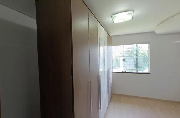 CASA DE ALVENARIA COM 1 SUÍTE + 2 QUARTOS NO ÁGUA BRANCA PRÓXIMA A RODOVIÁRIA - Foto 5