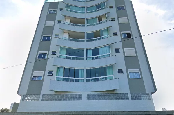 (VENDIDO) APARTAMENTO PRÓXIMO AO CENTRO, ÓTIMA OPORTUNIDADE.