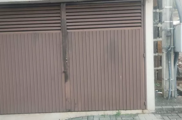 BARRACÃO INDUSTRIAL COM APARTAMENTO NO JD. ITÁLIA