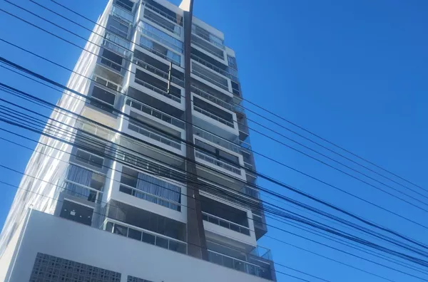 APARTAMENTO COM 3 SUÍTES - SEMIACABADO