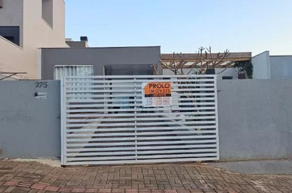 CASA COM PISCINA - Foto 1